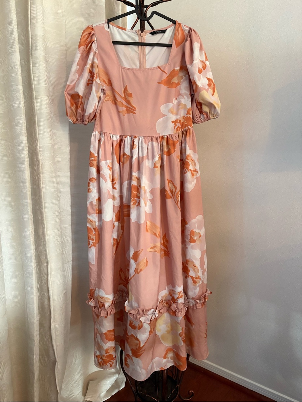 Floral Puff-Sleeve Dress size medium